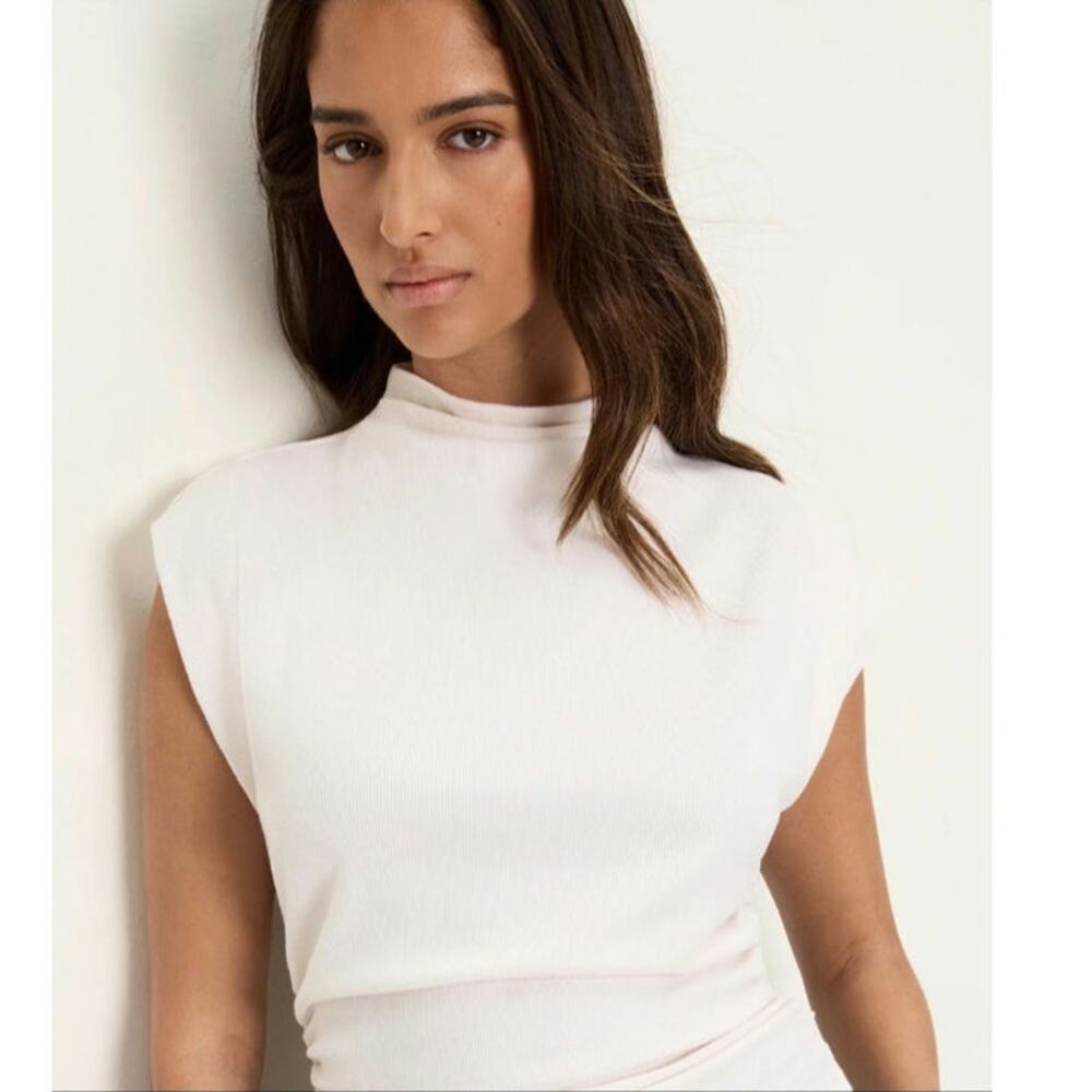 NWT Michael Stars Amara Mock Neck Power Shoulder Top M Chalk Ultra Rib Ruched.